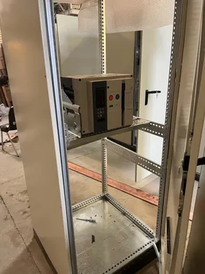 مونتاژ تابلو برق صنعتی در شرق تهران