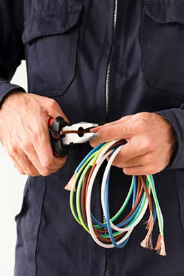 برقکار شبانه روزی اصفهان 