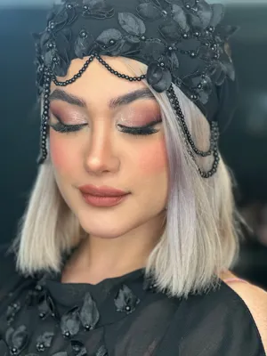 میکاپ گوشه تیره