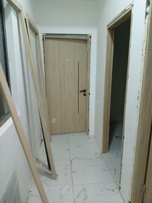 اجرای درب پلی وود در اصفهان