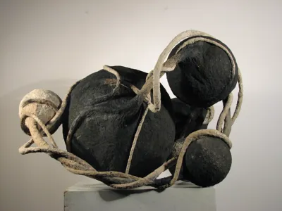 نام اثر: از مجموعه تولد&nbsp; متریال: پاپیه ماشه ابعاد: ۲ در ۱.۵۰ متر