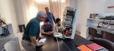 فنی حرفه‌ای آزاد در مشهد