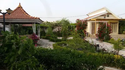 مجتمع گلها اراضی استانداری