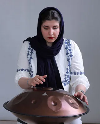 پریناز کریمی