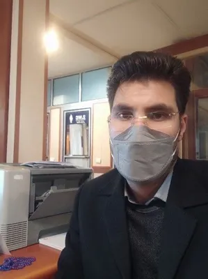 مسول ازمایشگاه تشخیص طبی