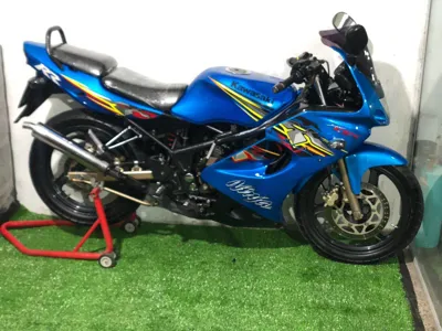 تعویض باتری موتور در محل