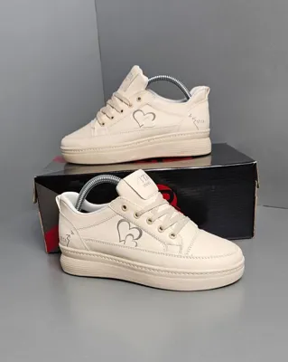 خرید کفش در اردکان