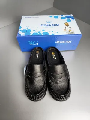 خرید کفش در اردکان