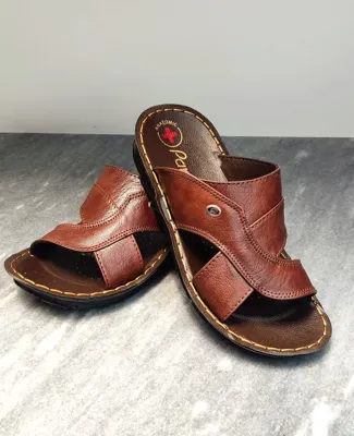 خرید کفش در اردکان