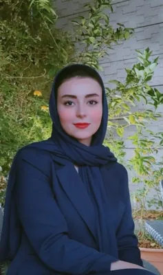 ریحانه زارع 