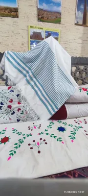حوله حمام&nbsp;