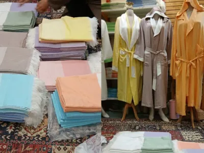 حوله تن‌پوش و حوله استخری&nbsp;
