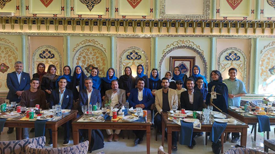 حافظخوانی و مشاعره در شیراز