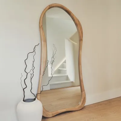 #آیینه قدی

