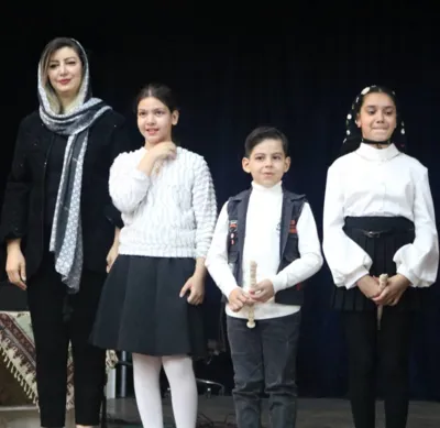 آموزشگاه موسیقی پنج خط