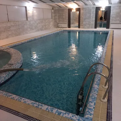 آبرسانی استخر در تهران&nbsp;