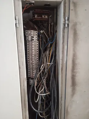 برقکار سیار در سعادت آباد