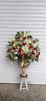 گل آرایی در خیام مشهد&nbsp;