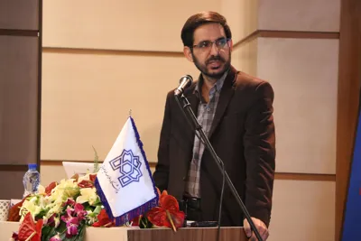 احمد مؤذنی بیستگانی