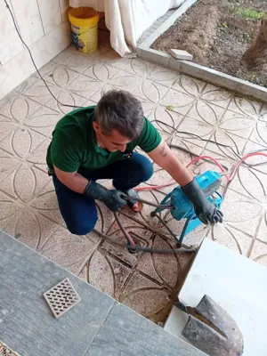 نشت یابی در بروجن