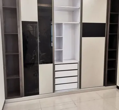 مدل کمد دیواری شیک و جادار برای اتاق خواب در کرمان