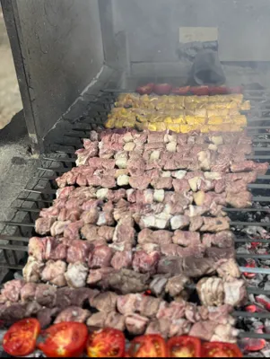 باصفا ترین سفره خانه در ونایی بروجرد
