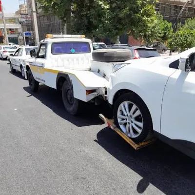 یدک کشی شبانه‌روزی روزی در تهران&nbsp;