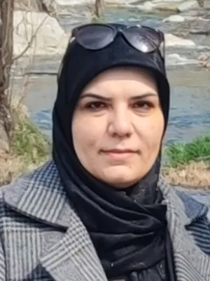 منصوره صادقی