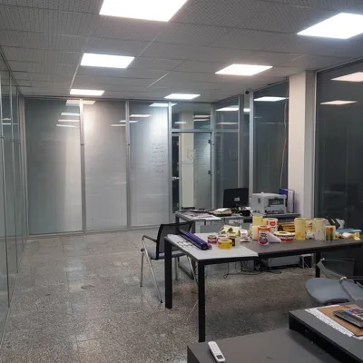 اجرای پارتیشن شیشه ای سفارشی در تهران