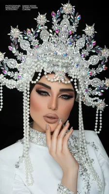ارایشگاه عروس پاریس نهاوند