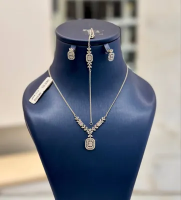 گردنبد سبک اصفهان&nbsp;