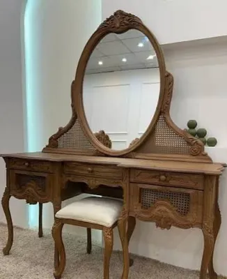 آینه و کنسول
