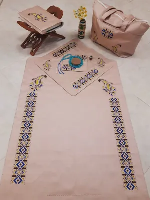 سجاده بهمراه کیف و جلدقرآن