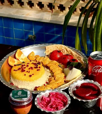 جوجه زعفرونی در کباب و بریانی ترمه