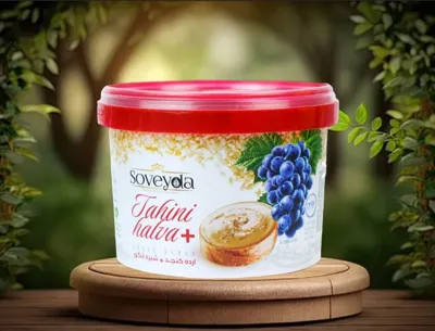 حلوا ارده ممتاز با شیره انگور:
&nbsp;حلواارده با شیره انگور یک خوراکی مقوی و پرانرژی است. 🍇🥄 منبعی از چربی‌های مفید، پروتئین و مواد معدنی محسوب می‌شود. می‌تواند به تأمین انرژی و کاهش احساس خستگی کمک کند. برای صبحانه یا میان‌وعده، در حد متعادل گزینه‌ای خوشمزه و مغذی است. 🌿