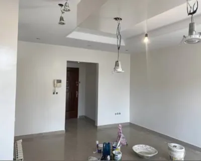 نقاش ساختمان در شهریار