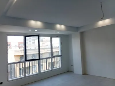 نقاش ساختمان در شهریار