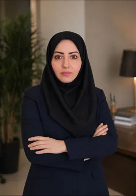 کارشناس آزاده بیات
