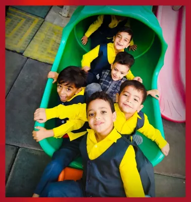 مهدکودک و پیش دبستانی نیک فسا
