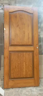 رنگ آمیزی درب قدیمی