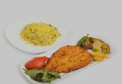 چلو ماهی قزل آلا_3400000
توضیحات : یک عدد ماهی قزل آلا 350 تا 400 گرم _ برنج 380 گرم _ دورچین