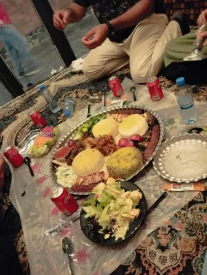 أبو يعقوب… وياكم لأطيب الأكلات وأرقى المطاعم ✨🍽️